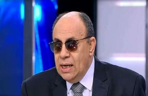 (عشقت أخت خطيبتي في السر.. أعمل إيه)... شوف دلوقتي رد صادم غير متوقع