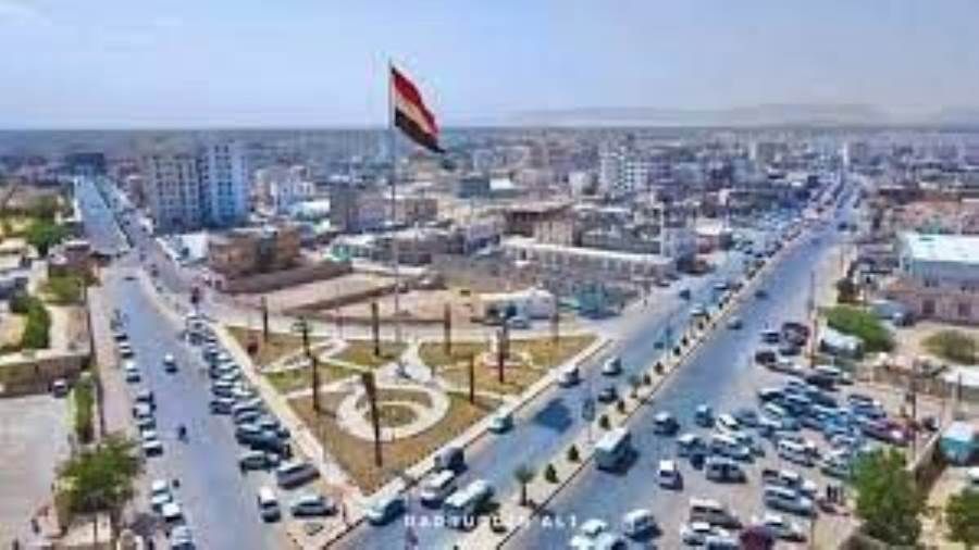 السلطة المحلية بمأرب تناقش مع البرنامج السعودي المشاريع ذات الأولوية