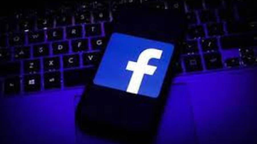 حيل مخفية على فيسبوك.. قد لا يعرفها الكثيرون