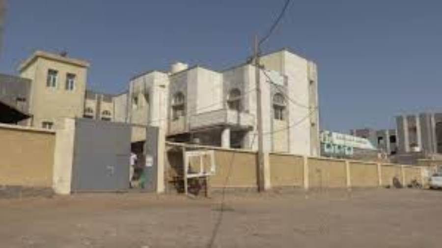 مدير الجودة بوزارة الصحة يتفقد مستشفى المخا