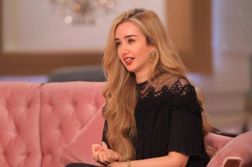 فنانات شهيرات خلعن ثوب الخجل وتحدثن بجرأة عن (ليلة الدخلة) وغرفة النوم .. ما قالته هنا الزاهد فاجأ الجميع