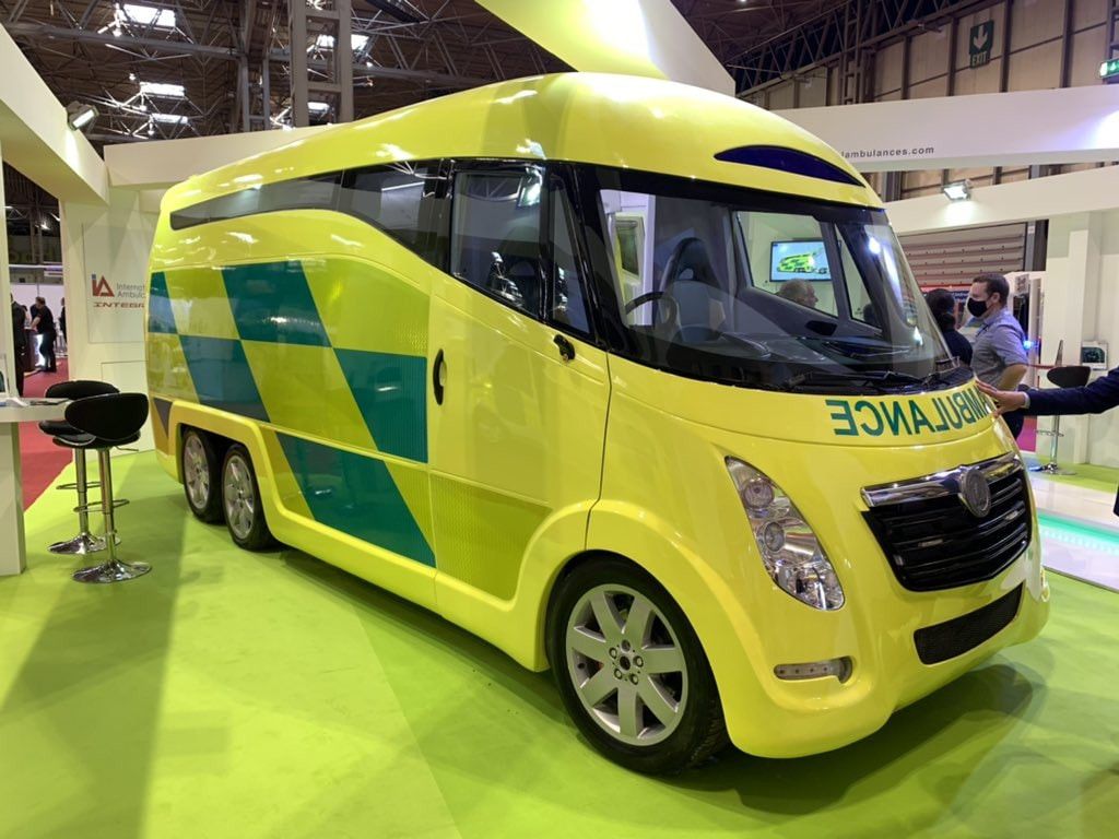 Integro-E سيارة إسعاف المستقبل التي تنقل المستشفى إليك