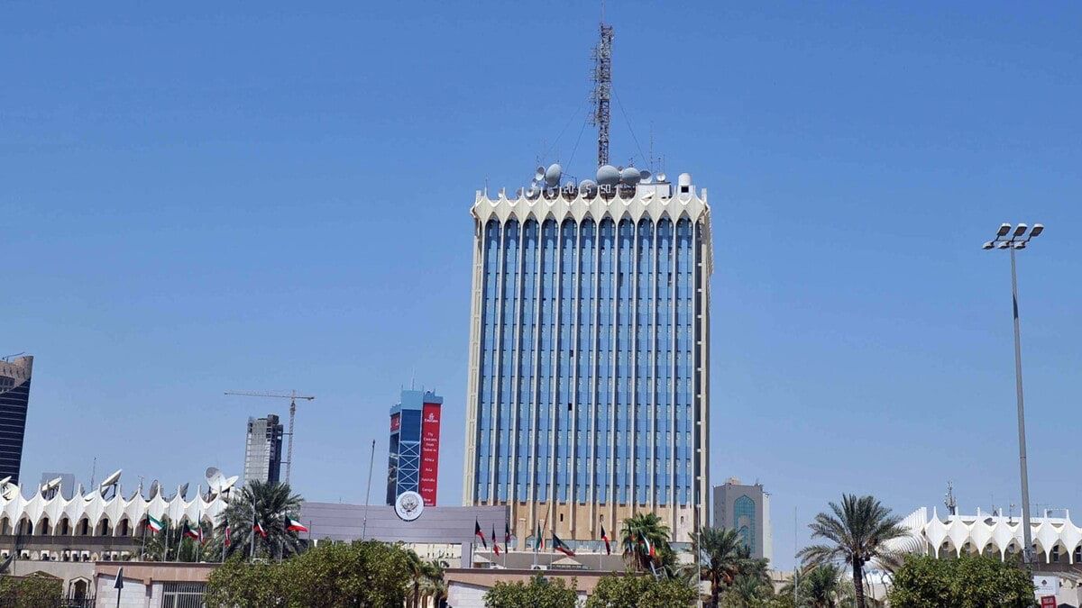 بعد أسبوعين من إجراء مشابه.. السلطات الكويتية تلغي تراخيص 50 صحيفة إلكترونية