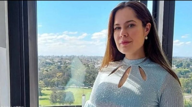 فنانة أسترالية ظلت تعاني من الصداع النصفي لعدة أشهر.. وبعد الكشف عليها كانت المفاجأة!