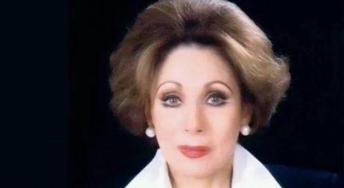 تسريب صورة نادرة لـ لبنى عبد العزيز في شبابها.. أبهرت الجميع بجمالها الطبيعي! اجمل من هيفاء... شوف دلوقتي