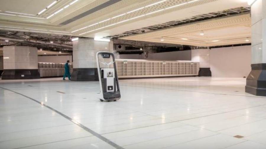 الحرم المكي الأكثر تعقيما على مستوى العالم ( صور)