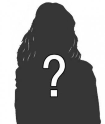 مغنية شهيرة خارقة الجمال تلقى مصرعها بطريقة وحشية داخل مطعم ماحدث معها دموي .. شوف دلوقتي جمالها وكأنها حورية ( صورة )