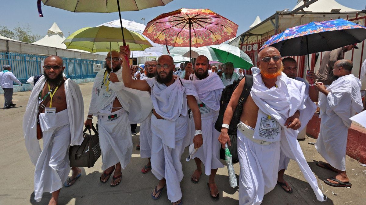 الحجاج على صعيد عرفات لتأدية "الركن الأعظم"