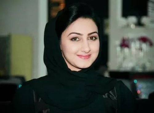 فاقت وسامتة احمد عز أول ظهور لنجل الفنانة هيفاء حسين الشاب.. لن تصدق أن ابنها في هذا السن وبهذه الوسامة!