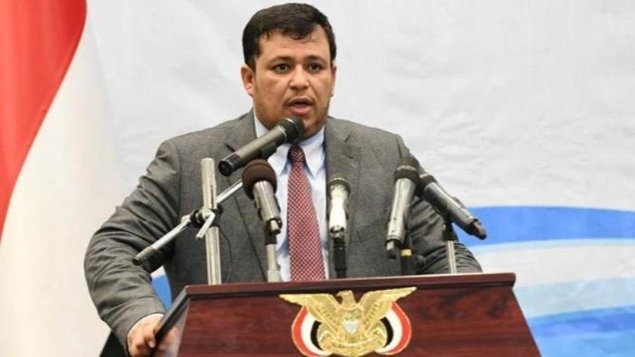 عين "الرئاسي" اليمني على قمة السعودية التاريخية