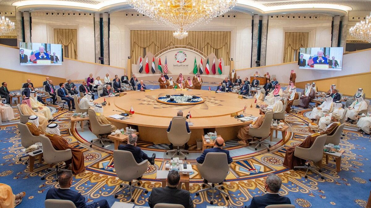 البيان الختامي لقمة جدة: ترحيب عربي بالشراكة الأمريكية.. ورؤية مشتركة للسلام والأمن