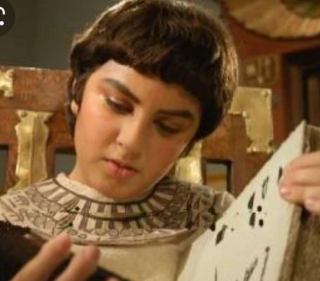 شاب وسيم بشكل لا يصدق.. شاهدوا كيف أصبح الطفل الذي أدى دور (سيدنا يوسف صغيرًا ) بعد مرور 13 عامًا على عرض المسلسل ..