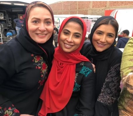 تحولت من ممثلة حسناء وشهيرة إلى مشردة.. مأساة الفنانة المصرية التي خذلها الجميع بعد أن ضربها نجلها وطردها من المنزل!