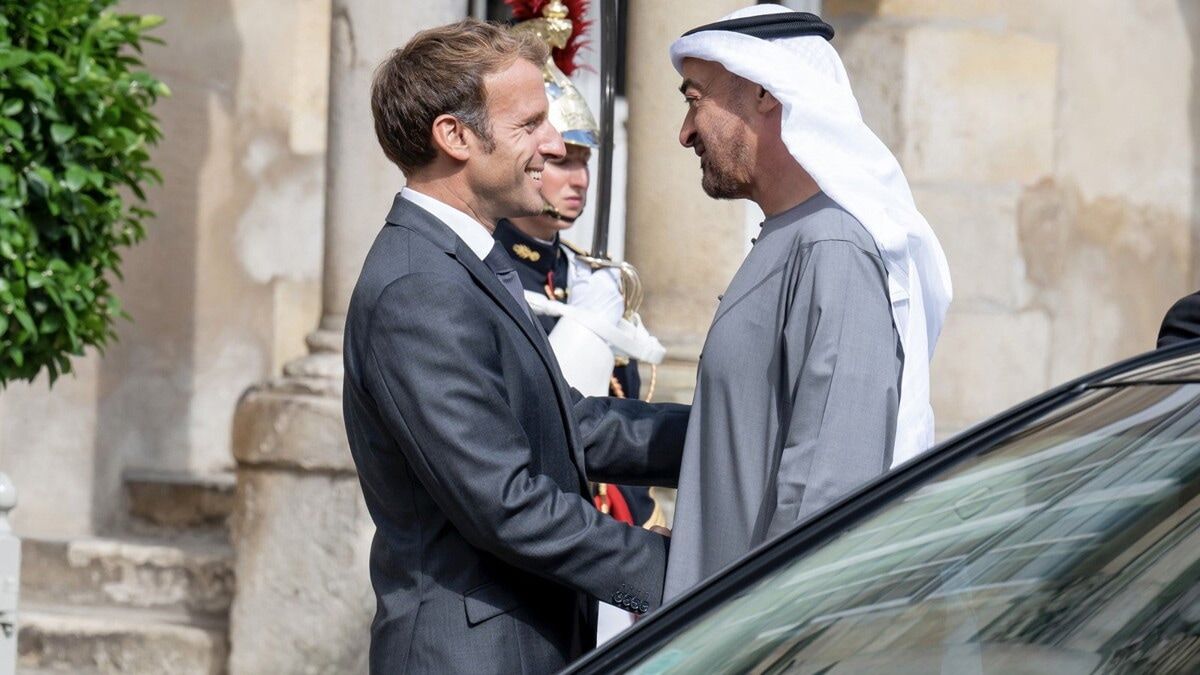استقبال رسمي لمحمد بن زايد في فرنسا