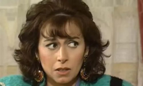 ظهور مفزع لسنية البرعي نجمة مسلسل (لن أعيش في جلباب أبي).. المرض غير ملامحها بشكل مرعب لن تتخيل اصبحت.... شوف دلوقتي