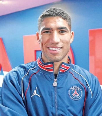 وآخيراً المستخبي بان .. انكشاف الديانة الحقيقية لـ اللاعب المغربي- أشرف حكيمي- والتي أخفاها عن الجميع وأبقاها سراً الى الان