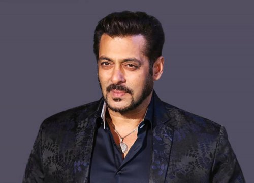 بعد أن أهان الدين بطريقة فاضحة.. إغتيال النجم سلمان خان يثير الهلع ويشعل مواقع التواصل في الهند... الحقيقة كاملة