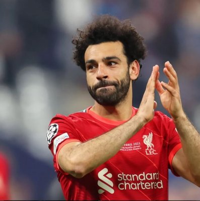 أسرة اللاعب الكروي الشهير محمد صلاح تحزن وتفطر قلوب الجميع بالنبأ الصادم والمبكي والأخير يمتنع عن الحضور بسبب ،،الخوف،،