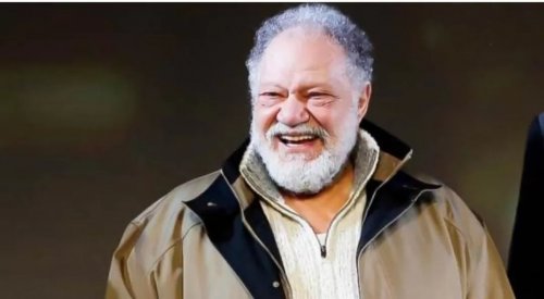 فنانين تخلوا عن ديانتهم مقابل الحب.. حدث مع سميرة أحمد مرتين ويحيى الفخراني الأبرز.. اسماء غير متوقعة