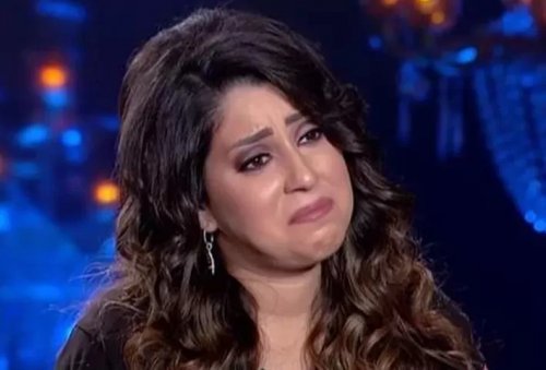 (ازاي تسيبي بنتك تعبانة عشان الشغل والفلوس).. المذيعة بسمة وهبة تحرج ايتن عامر على الهواء والمفاجأة في رد النجمة