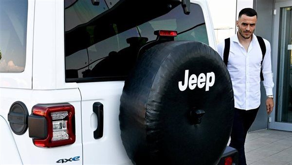 لإكمال عملية انتقاله.. كوستيتش يصل إلى تورينو للتوقيع مع يوفنتوس