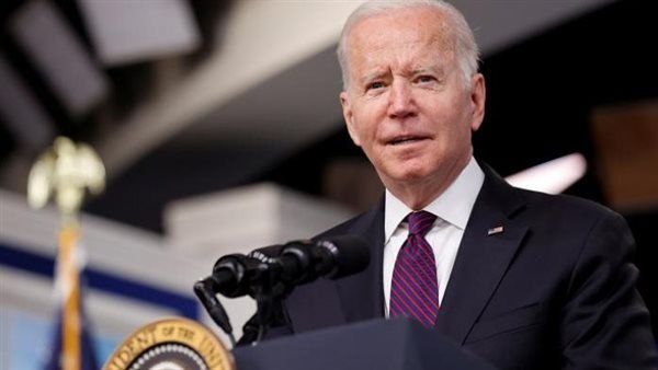 ماذا تشمل خطة "بايدن" الاستثمارية الضخمة التي أقرها الكونجرس؟