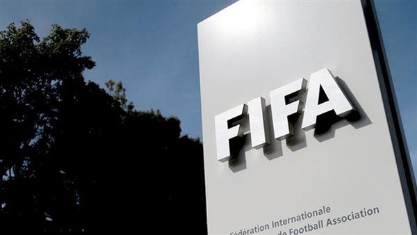 لهذا السبب.. "فيفا" يعلق عضوية الاتحاد الهندي لكرة القدم