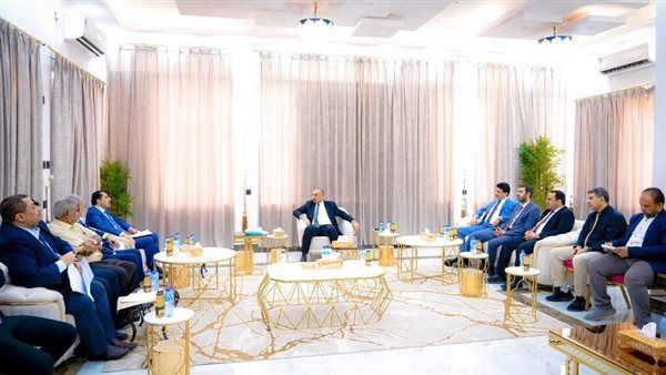 الزُبيدي يثمن جهود وزارة الشباب والرياضة في تفعيل الجانب الرياضي