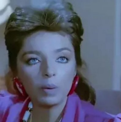 بعد 29 عام من اعتزال السينما بعد ان ارتدت الحجاب! .. شاهدوا كيف تغيرت الفنانة (هدى رمزي) بعد غياب طويل.. أصبحت سمينة للغاية وجمالها اختفى بشكل كلي...صورة