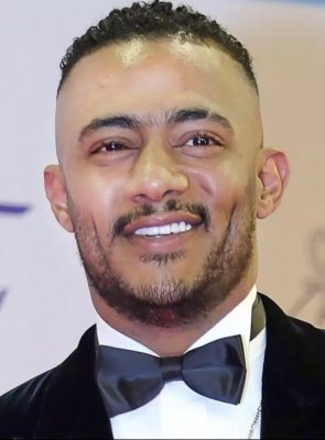 مطالبة من الجماهير بشطب لقب (نمبر ون) من الفنان محمد رمضان ومنحه هذا اللقب الغريب.. لن تصدقوا ماذا اطلقوا عليه!!