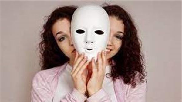 لأول مرة.. اكتشاف التشابه بين مرض انفصام الشخصية والخرف