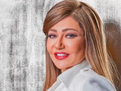 ومع الايام تثبت لنا الصور القديمة حقيقة عمليات التجميل.. هذه هي ليلى علوي قبل الشهرة !!!شوف دلوقتي