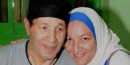 كنت عايشة حياة كفار؟.. هند إبنة سعيد صالح ترد على اتهامات أحد رواد فيسبوك