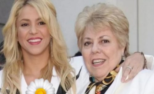 بعد أن ظهر مع حبيبته الجديدة.. شاكيرا قررت فضح والدتها وبيكيه.. هذا ماكان يحدث بينهما لسنوات طويلة دون علم أحد !!