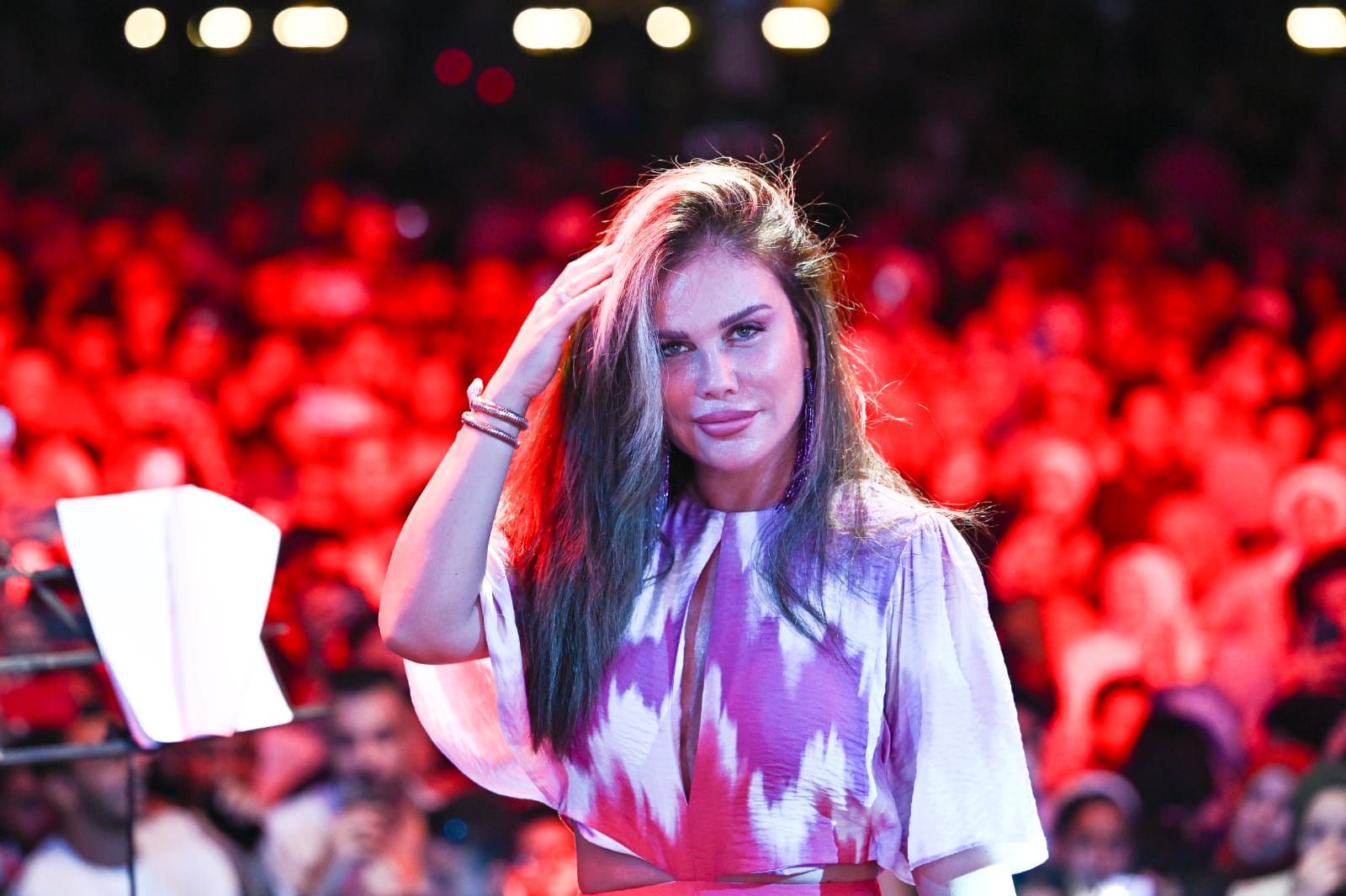 نيكول سابا تتألق بحفل كامل العدد في مصر (صور)