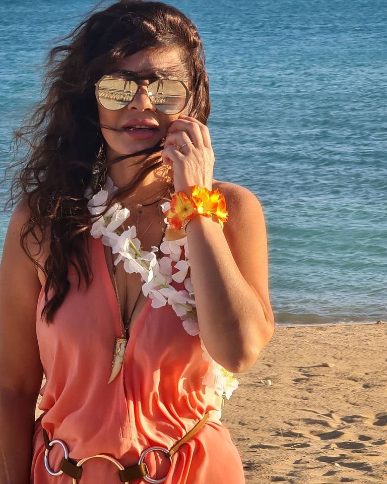 نجلاء بدر.. الكثير من الجرأة بطلها "عين حورس الأكثر عريًا"