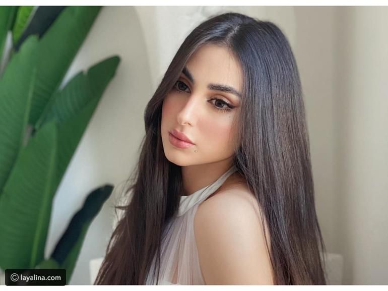 شاهد: خبيرة التجميل السعودية زينب العلوان تخطف الأنظار بإطلالتها في مهرجان فينيسيا