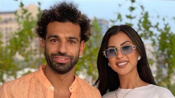 من هي سونيا جرجس التي ظهرت مع محمد صلاح في دبي؟