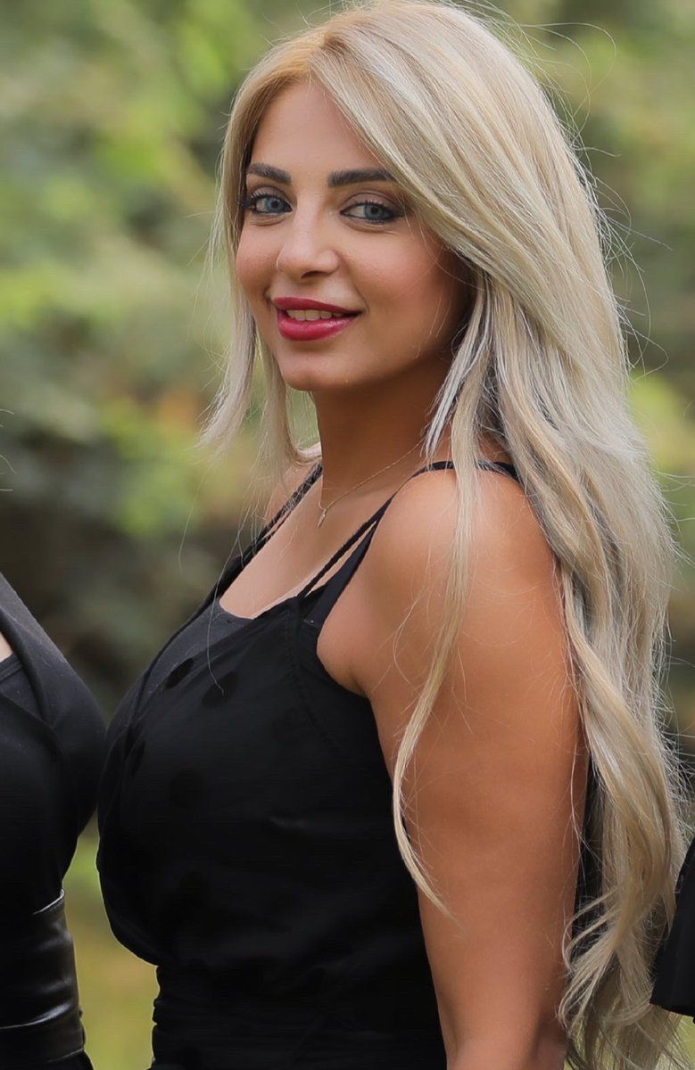 مي حلمي تهاجم ياسمين الخطيب: "واحدة منفسنة مش أكتر"