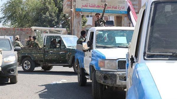 تعز.. مصرع شقيق قائد عصابة مسلحة مقرب من حزب الإصلاح