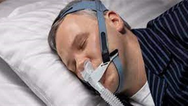 علماء روس يبتكرون جهازا يمنع توقف التنفس أثناء النوم