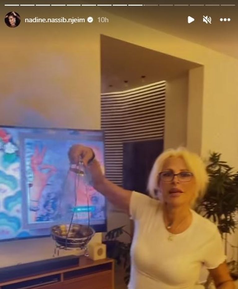 نادين نجيم تحتفل بانطلاق "صالون زهرة 2".. بخور ورقص وشيشة