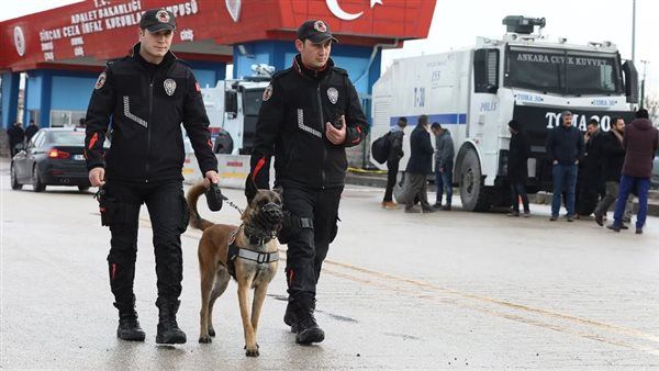 واقعة غامضة.. العثور على جثث 5 أفغان مقتولين طعنا في تركيا