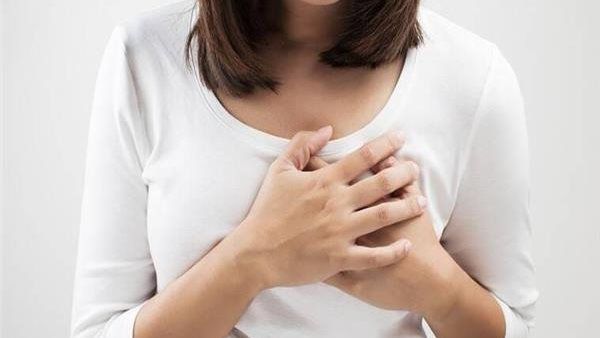 ألم في الفك وأعراض "غير متوقعة" أخرى قد تنذر بالإصابة بأمراض القلب (التفاصيل الكاملة)