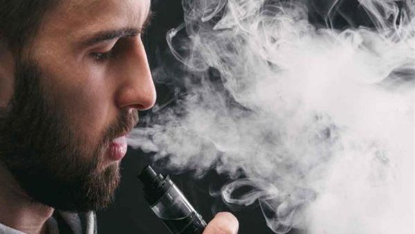 دراسة تكشف أثر التدخين الإلكتروني على صحة الانسان.. ماذا أظهرت؟