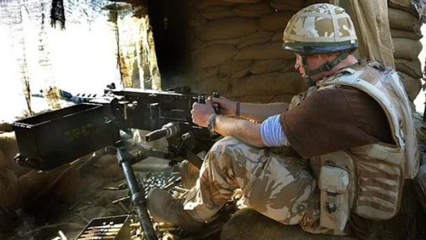 هاري يدمر نفسه.. يتباهى بقتل عناصر من طالبان في أفغانستان