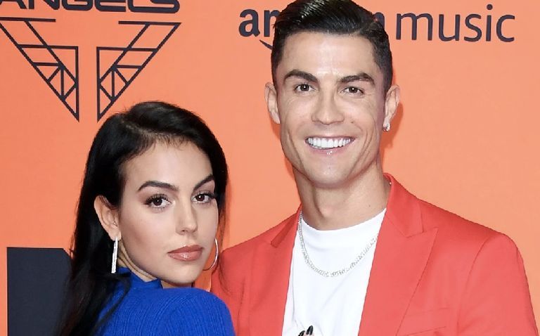 رونالدو وحبيبته جورجينا يكشفون بصراحة عن أجمل شيء اعجبهم في السعودية.. لن تصدق ما هو!!