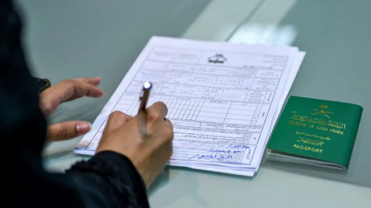 بأمر ملكي منح الجنسية السعودية لهذه الفئة من الوافدين فقط.. ولهذا السبب (التفاصيل كاملة)!