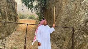 لتنفيذ شرط زواجه من فتاة سعودية ــ رجل قام بنحت وبتكسير جبل.. وعندما أتم المهمة كانت الصدمة!