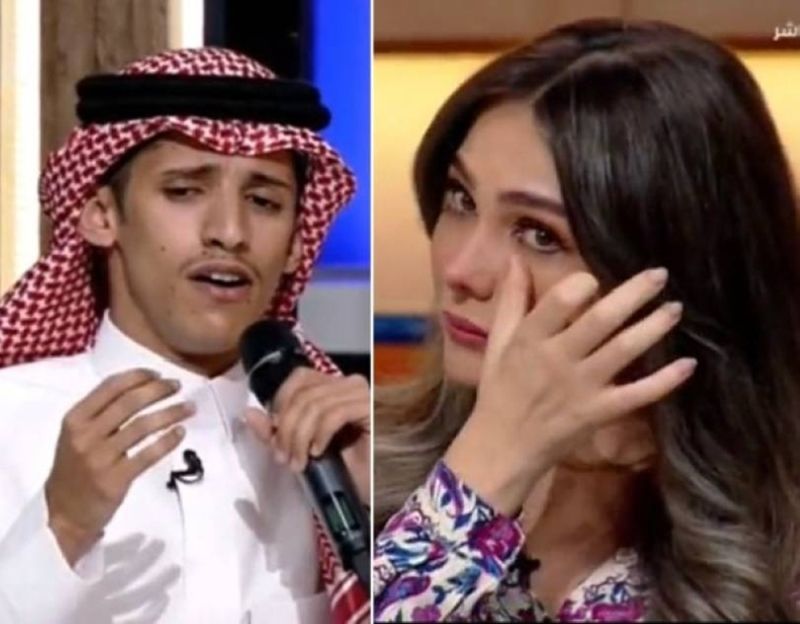 اليوتيوبر السعودي الشهير "سعود بن خميس" يُبكي المذيعة ريم بساطي على الهواء.. (شاهد)